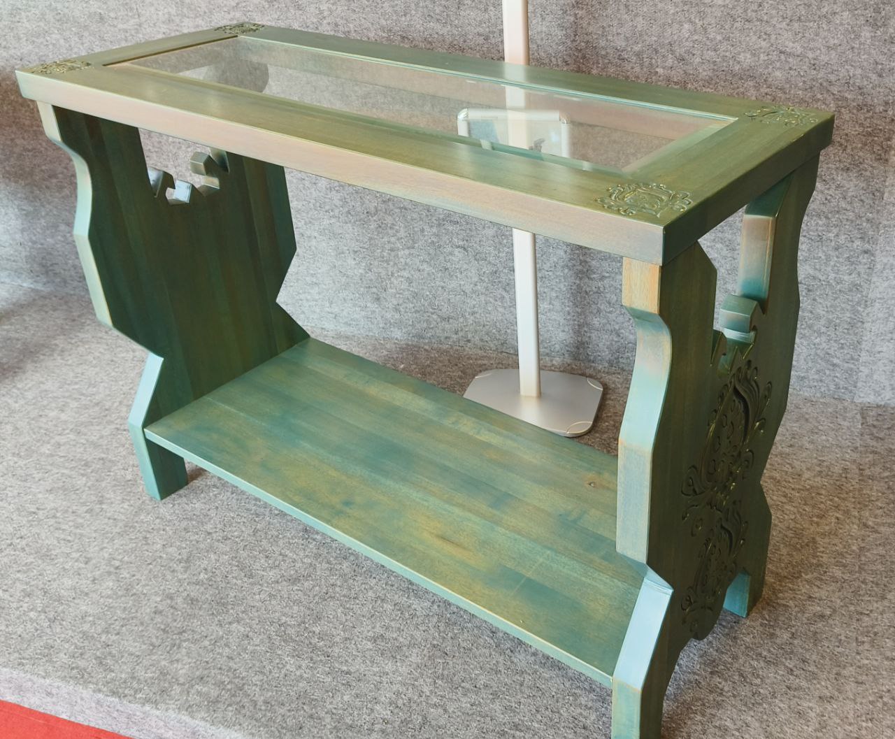 Engkabang Console Table